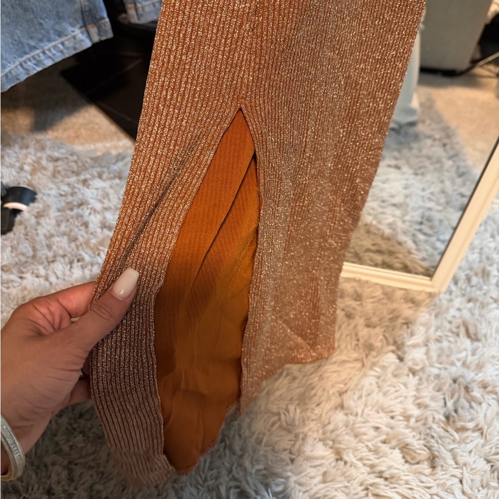 Timing Sleeveless Rust-Brown Knit Maxi Dress - Picture 3 of 6